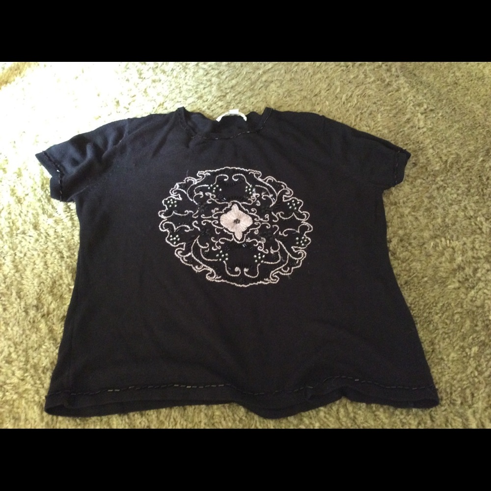 Tshirt - Picture 2 of 2